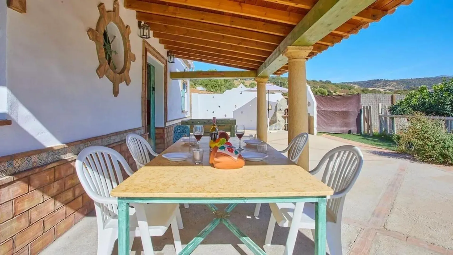 Luxurious Villa In Prado Del Rey With Pool 0*,